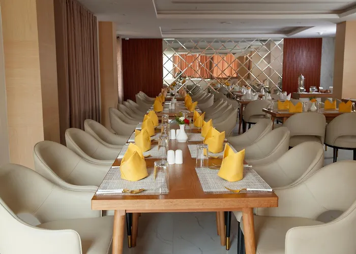 Nagarjun - Embrace Tranquility Natures Retreat Beyond The Hotel Katmandú