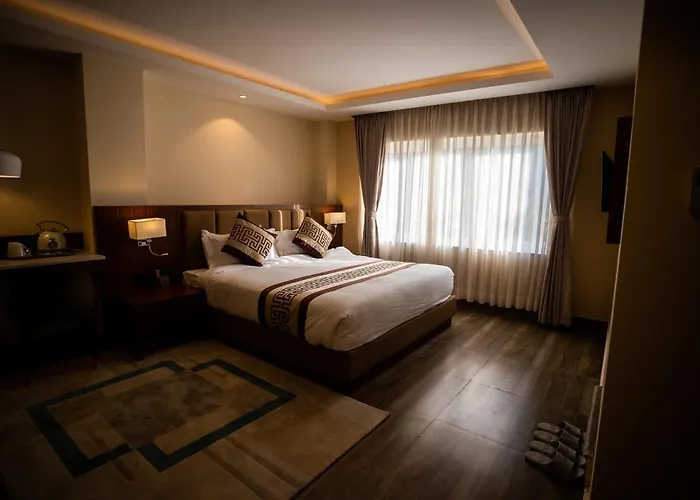 Nagarjun - Embrace Tranquility Natures Retreat Beyond The Hotel Katmandú